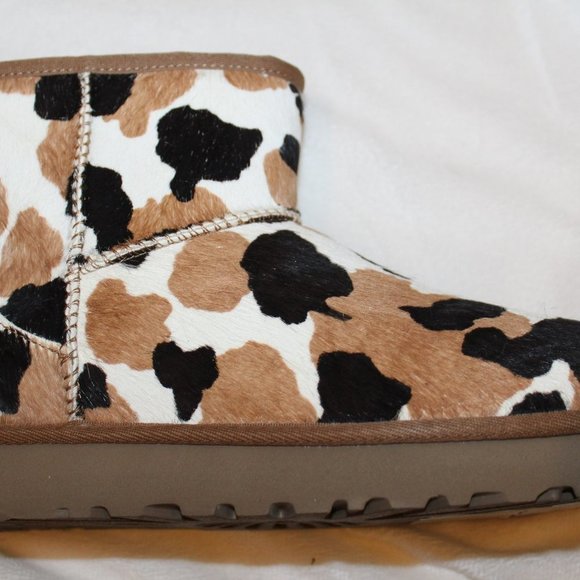 NIB UGG COW CALF HAIR MINI SHEARLING‎ LINED WINTER BOOTS BLACK CHESTNUT - Picture 4 of 8